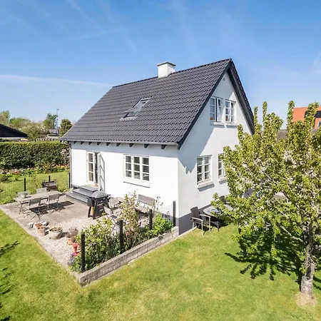 Bella Casa A Con Wifi Hornbæk