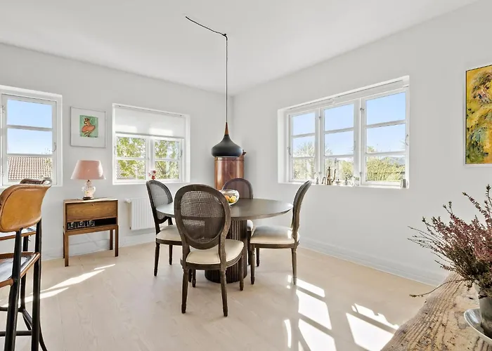 2 Bedroom Pet Friendly In Feriehus Hornbæk