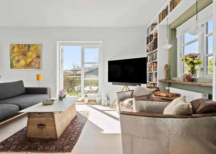 Feriehus 2 Bedroom Pet Friendly In